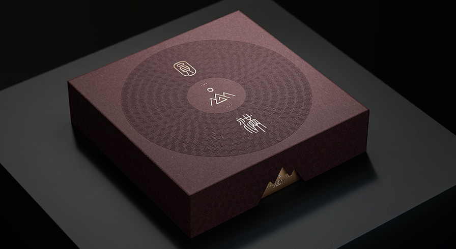 高端普洱茶饼礼盒包装设计